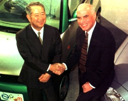 Toyota Executive Vice President Akihiro Wada and GM Vice Chairman Harry Pearce
