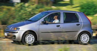 FIAT_Punto.jpg (43958 Byte)