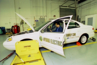P2000_LSR_Hybrid