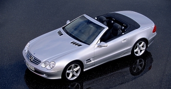 Mercedes-Benz SL 55 AMG, the strongest car in his segment
