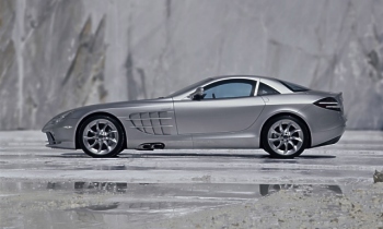 Mercedes-Benz SLR 300 McLaren