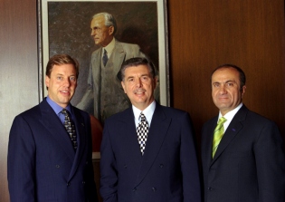 FORD�S NEW CHAIRMANS